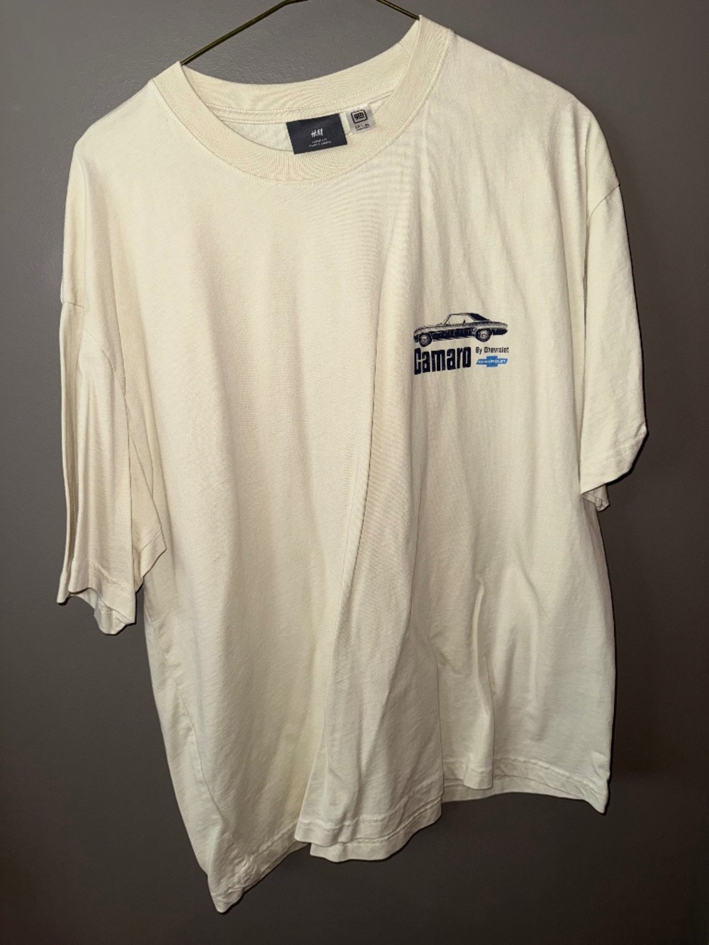 H&M 'Loose-FIt Tee' Cream Camaro Graphic Tee Large